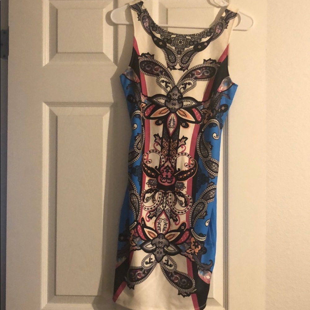 Dress - Picture 1 of 3